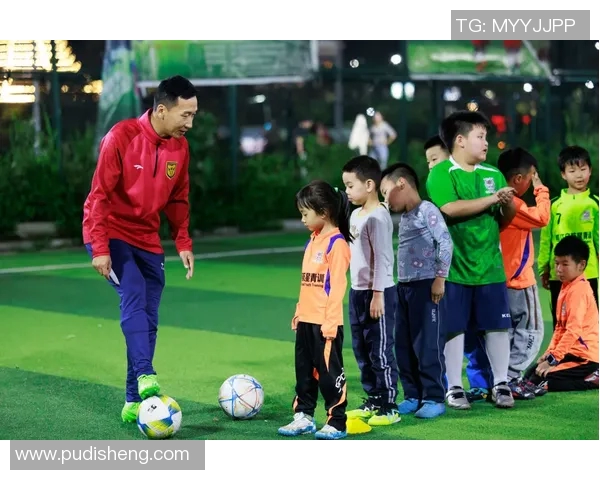 李宁品牌携手国际足球明星共创辉煌未来推动中国足球发展新篇章